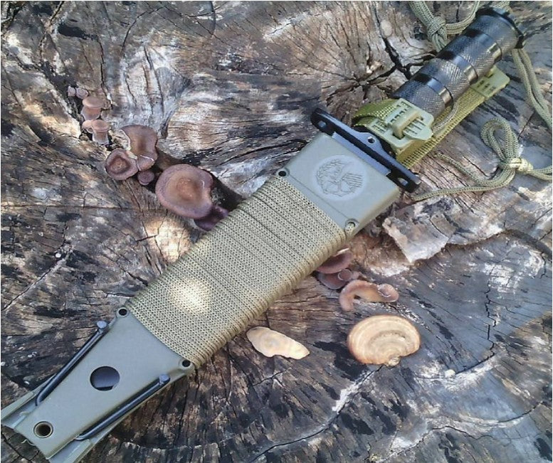 Cuchillo táctico Jungle King 1